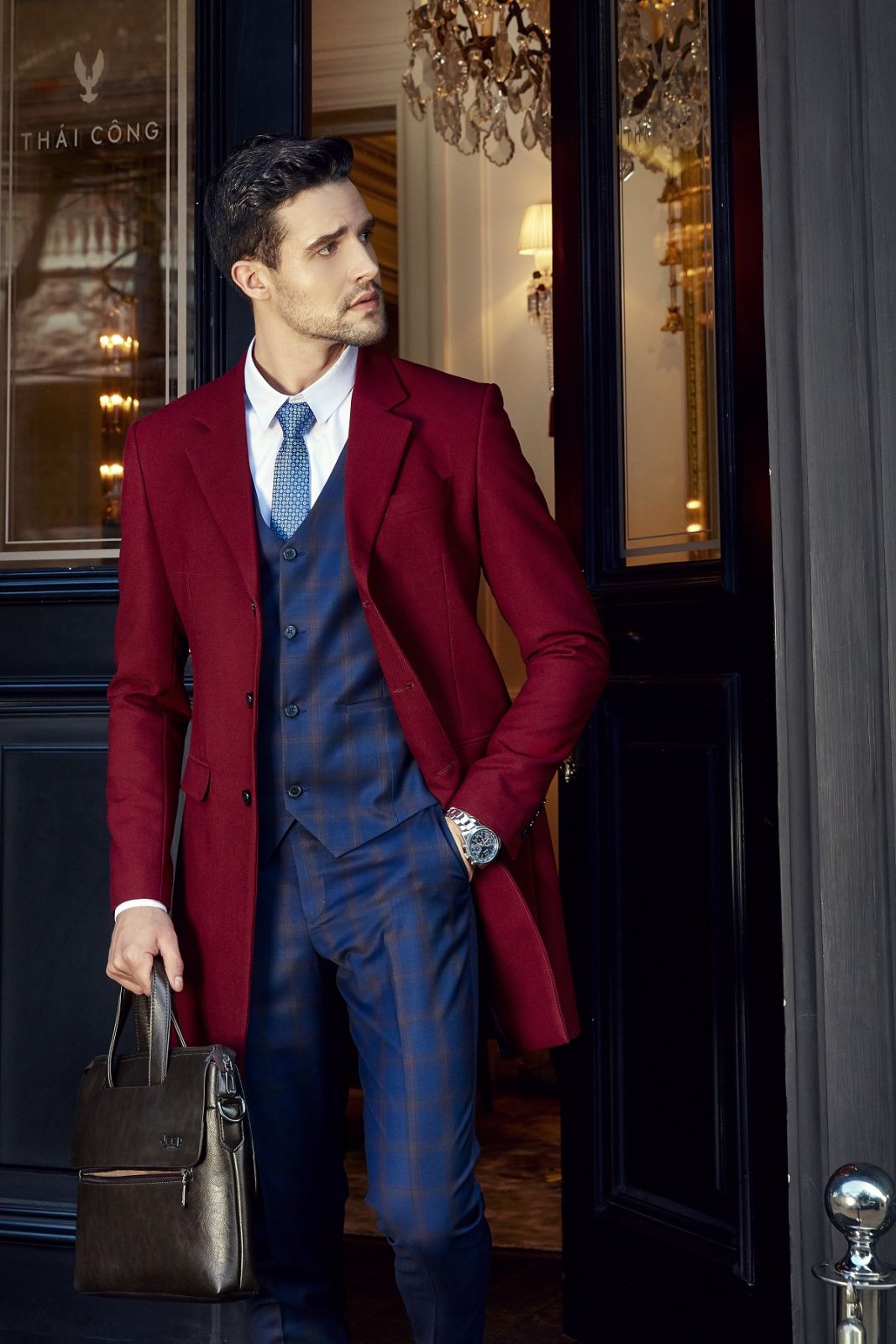 3 Pieces Cobalt Plaid Suit With Longline Jacket 